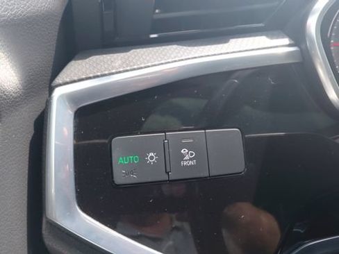 Used 2022 Audi Q3 2.0T Premium Plus AWD/4WD image 18
