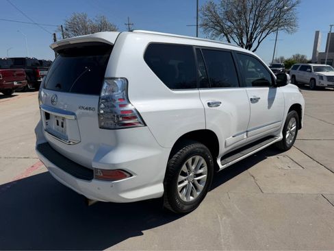 Used 2015 Lexus GX 460 w/ Premium Package image 4