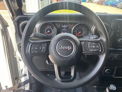 Used 2021 Jeep Wrangler Unlimited Sport image 15