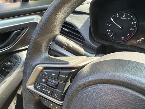Used 2025 Subaru Impreza 2.0i AWD/4WD image 19