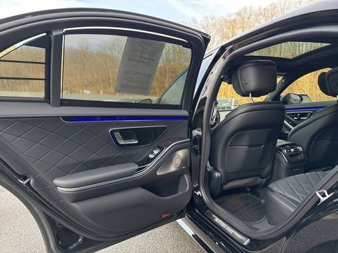 Certified 2025 Mercedes-Benz S 580 4MATIC Sedan image 20