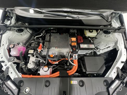 New 2026 Subaru Solterra AWD/4WD image 25