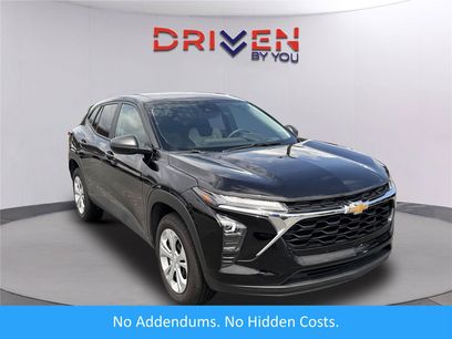 Used 2025 Chevrolet Trax LS