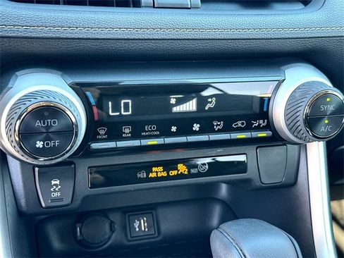 Used 2023 Toyota RAV4 XLE image 22