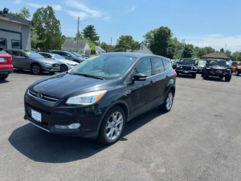 Used 2013 Ford Escape SEL image 2