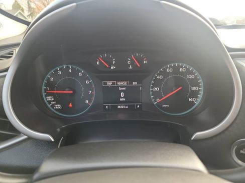 Used 2022 Chevrolet Malibu LT FWD image 19