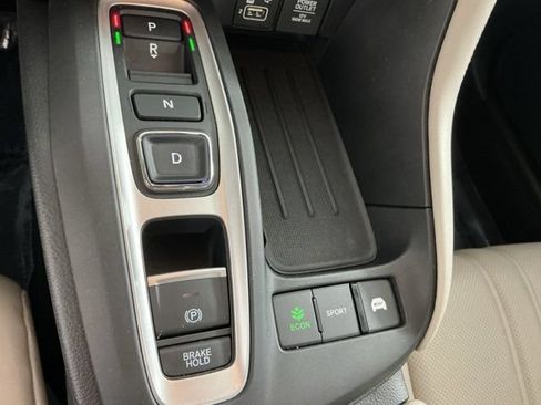 Used 2019 Honda Insight Touring image 21