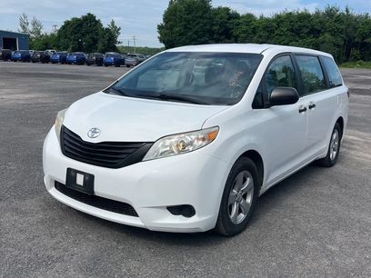 Used 2017 Toyota Sienna L