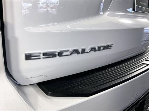 Certified 2024 Cadillac Escalade Sport Platinum AWD/4WD image 30