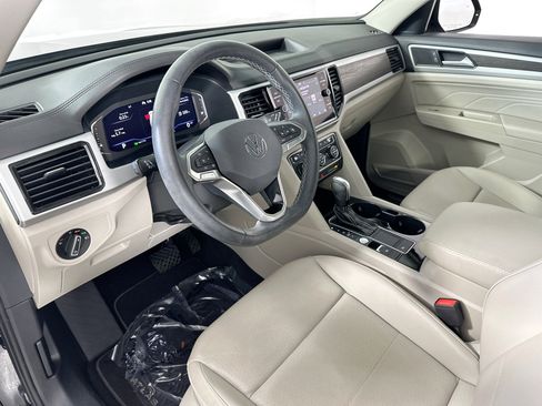 Used 2023 Volkswagen Atlas SE image 9