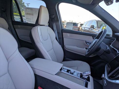 New 2026 Volvo XC90 B6 Plus w/ Protection Package Premier image 14