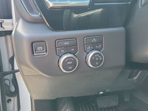 Used 2025 GMC Sierra 1500 Elevation AWD/4WD image 16