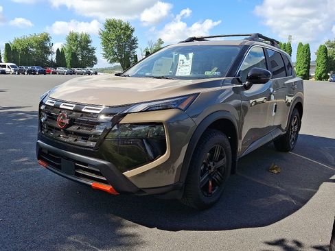 New 2026 Nissan Rogue SV w/ Rock Creek Premium Package image 3