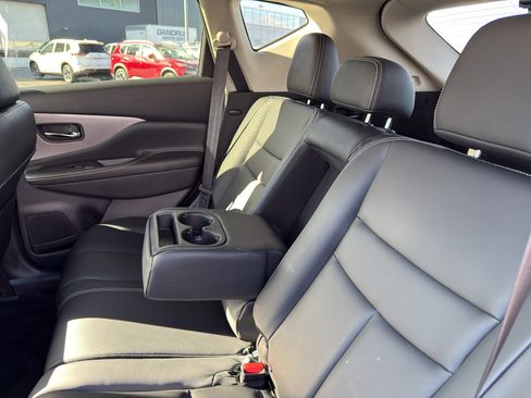 Certified 2023 Nissan Murano SV w/ SV Midnight Edition Package image 32