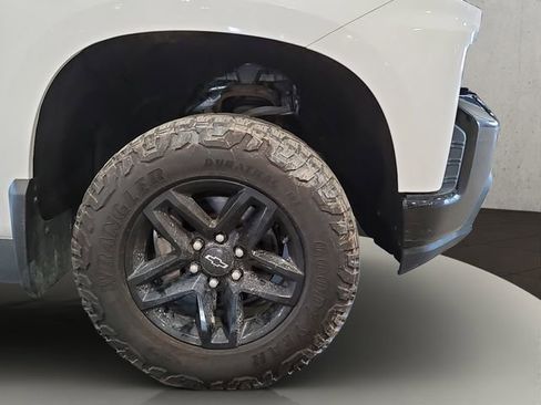 Used 2020 Chevrolet Silverado 1500 Custom Trail Boss w/ Custom Convenience Package image 22