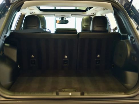 Used 2019 Jeep Cherokee Limited image 22