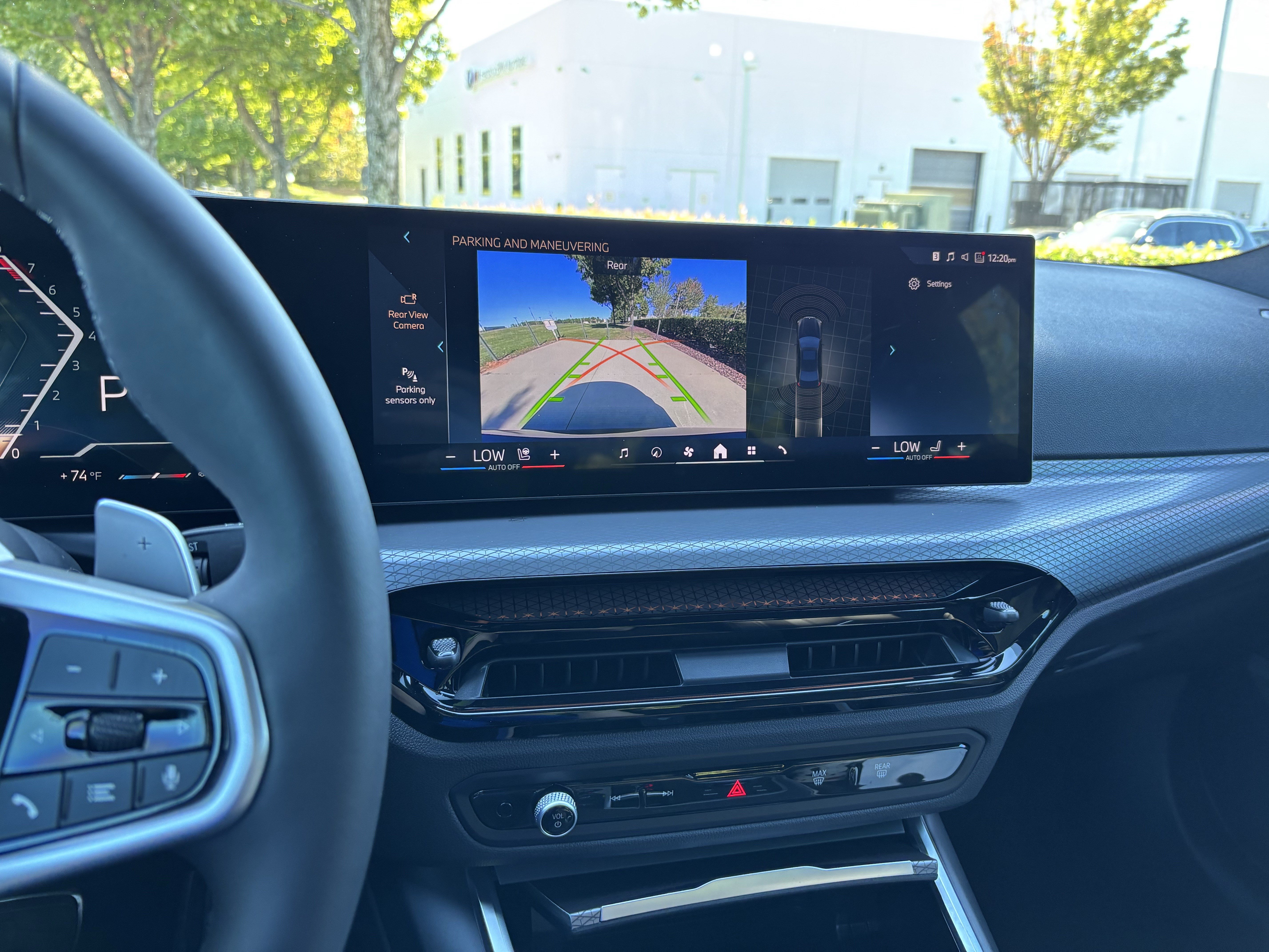 Used 2026 BMW 330i Sedan w/ M Sport Package RWD image 31