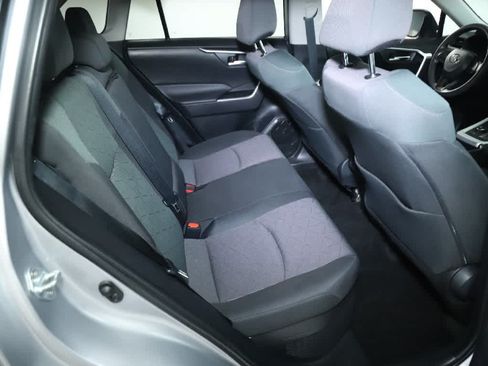 Certified 2024 Toyota RAV4 XLE AWD/4WD image 33