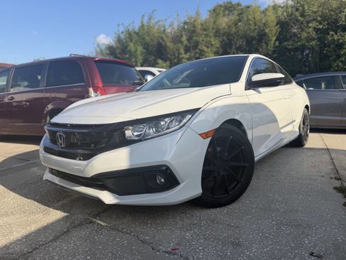 Used 2019 Honda Civic Sport image 1