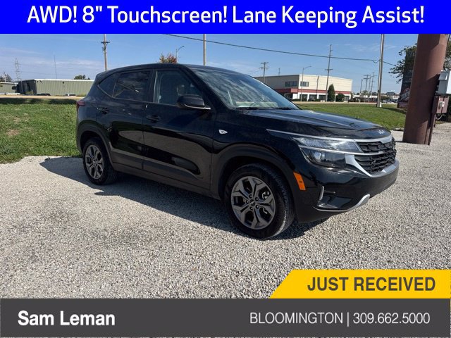 Used 2026 Kia Seltos LX AWD/4WD image 1