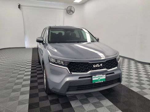 Used 2023 Kia Sorento LX FWD image 14