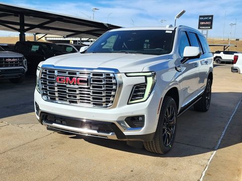 New 2026 GMC Yukon Denali w/ Denali Reserve Package image 7