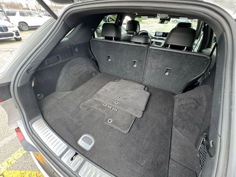 Used 2025 Genesis GV70 3.5T Sport image 35