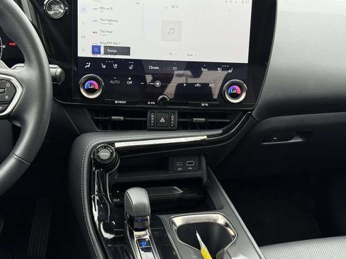 Used 2025 Lexus NX 350 AWD w/ Cold Area Package image 19