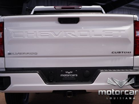 Used 2022 Chevrolet Silverado 1500 Custom RWD image 15
