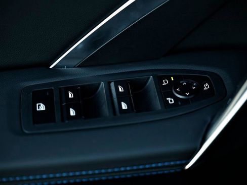 New 2026 BMW X2 M35i w/ M Sport Professional Package image 17