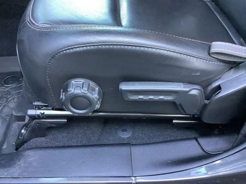 Used 2021 Jeep Wrangler Unlimited Rubicon w/ Dual Top Group image 27