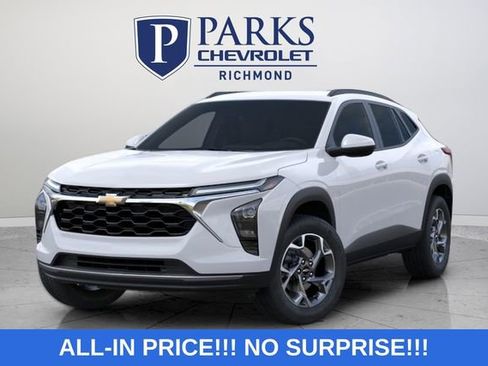 New 2026 Chevrolet Trax LT w/ LT Convenience Package FWD image 4