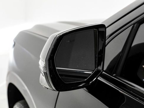 Used 2025 Cadillac Escalade V image 40