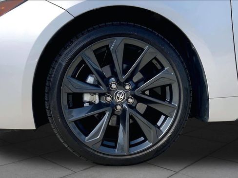 Used 2024 Toyota Corolla SE FWD image 11