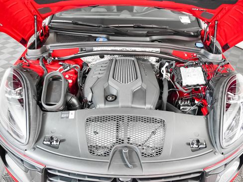 New 2026 Porsche Macan Turbo image 13