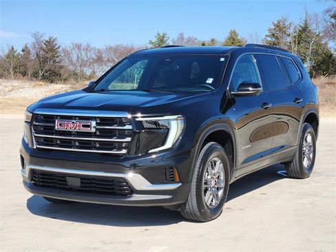 Used 2025 GMC Acadia Elevation image 4