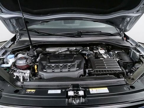 Used 2024 Volkswagen Tiguan S image 32