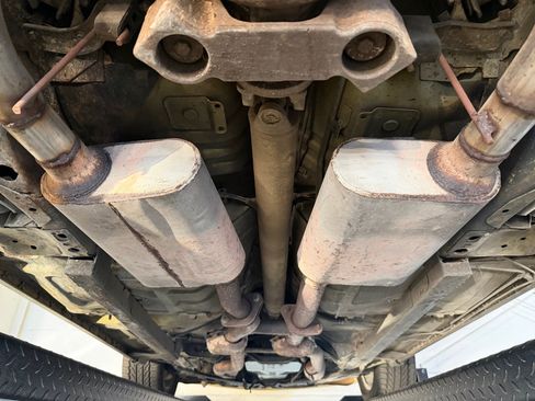 Used 1993 Ford Mustang LX image 96