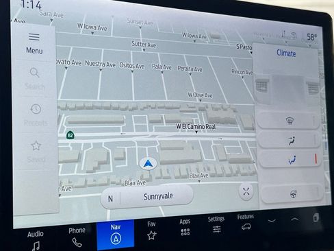 Used 2024 Ford Expedition XLT image 23