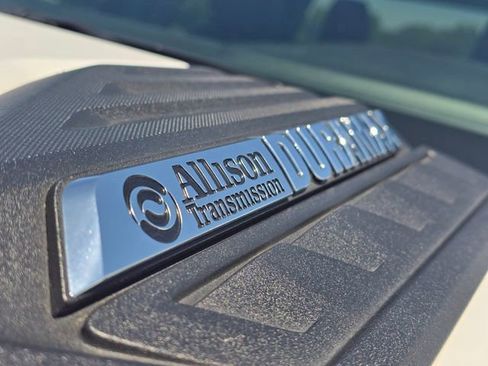 Used 2024 Chevrolet Silverado 3500 LT AWD/4WD image 9