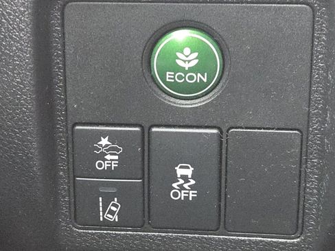 Certified 2020 Honda HR-V Touring image 13