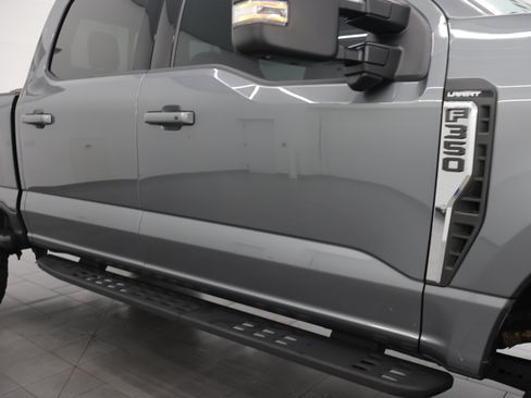 Used 2024 Ford F350 Lariat w/ Tremor Off-Road Package AWD/4WD image 27