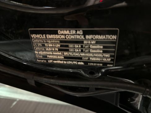 Used 2015 Mercedes-Benz GLA 250 4MATIC image 34