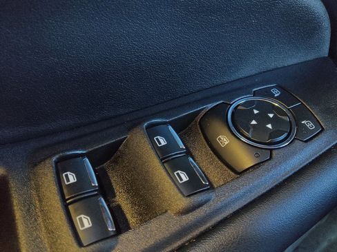 Used 2024 Ford Edge SEL image 27