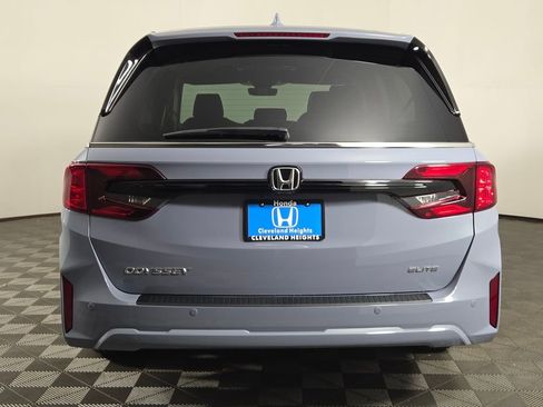 New 2026 Honda Odyssey Elite image 8