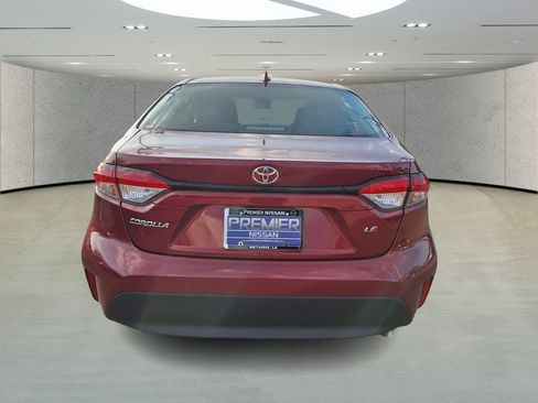 Used 2023 Toyota Corolla LE image 4