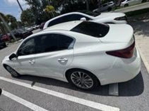 Used 2019 INFINITI Q50 Luxe RWD image 5