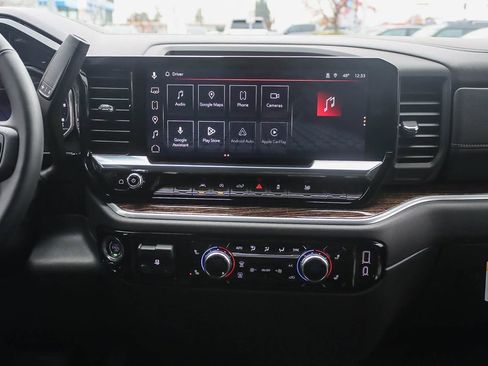 Used 2025 GMC Sierra 1500 Elevation image 20