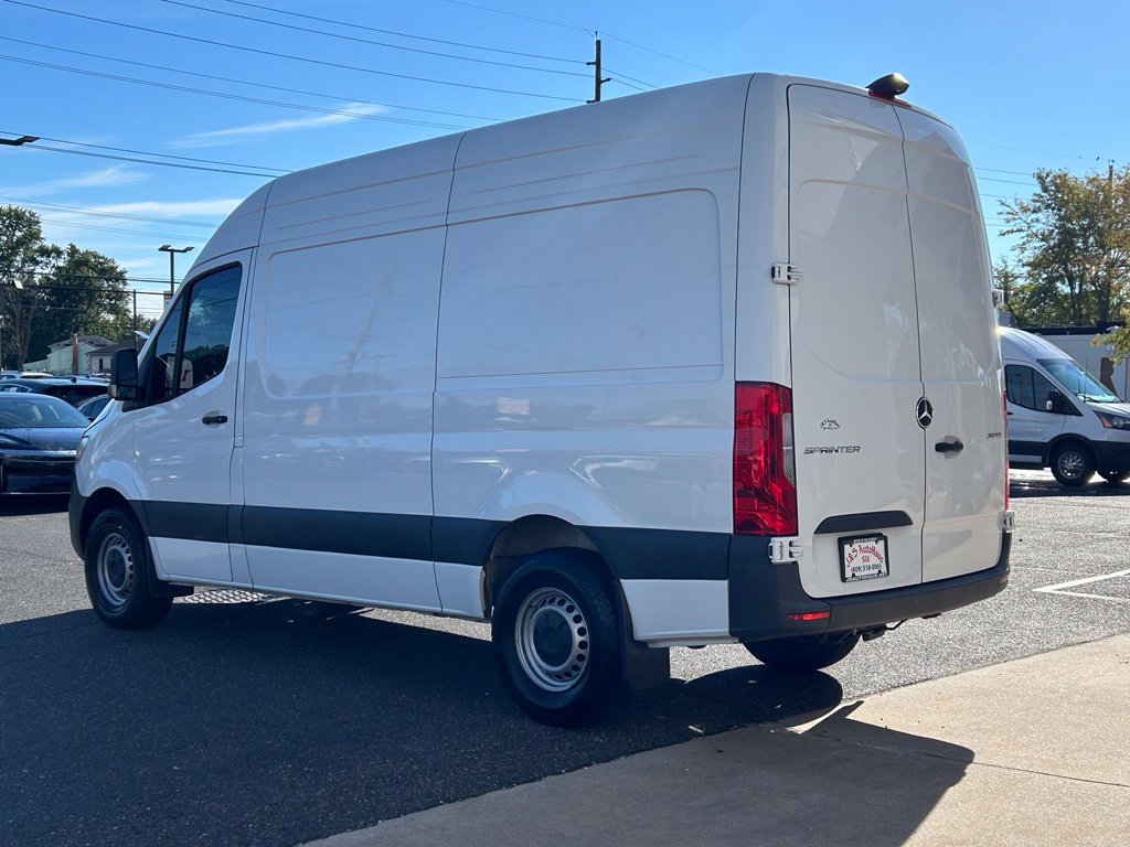 Used 2025 Mercedes-Benz Sprinter 2500 image 5
