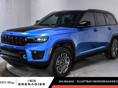 Used 2023 Jeep Grand Cherokee Trailhawk w/ Advanced Protech Group II